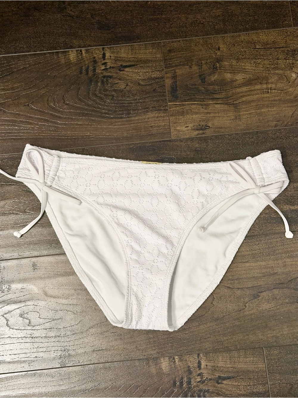 NWOT True Craft White Lace Bikini Bottoms